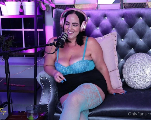 Adriana Faye aka adrianafaye - 07-31-2024 OnlyFans Video - Late Night with Adriana Faye Episode 2 is FINALLY UP