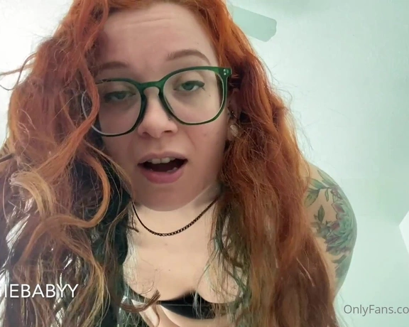 Veggiebabyy aka veggiebabyy - 05-28-2023 OnlyFans Video - ive got a new femdom video for you today check your DMs