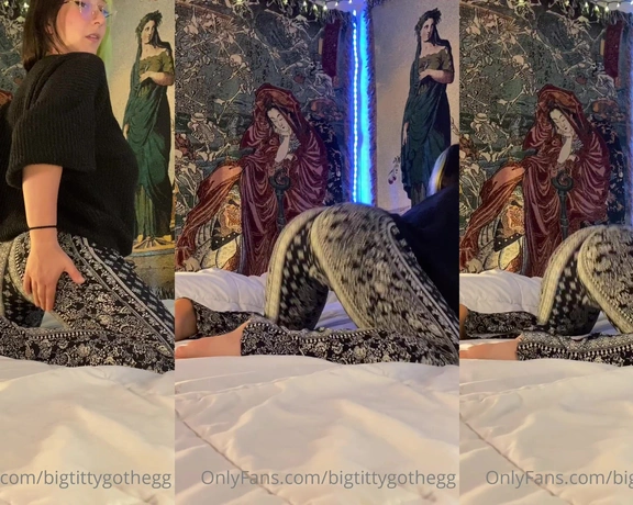 Big Titty Goth Egg aka bigtittygothegg - 07-01-2020 OnlyFans Video - Little twerking clip in my flare pants for those who wanted it