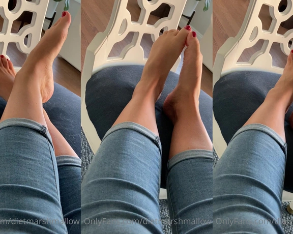 Dietmarshmallow aka dietmarshmallow - 09-13-2021 OnlyFans Video - Just a little toe wiggle while Im working