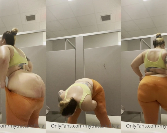 Mythiccal ‍ aka mythiccal - 01-11-2021 OnlyFans Video - Trying to pull up my sweaty leggings post workout