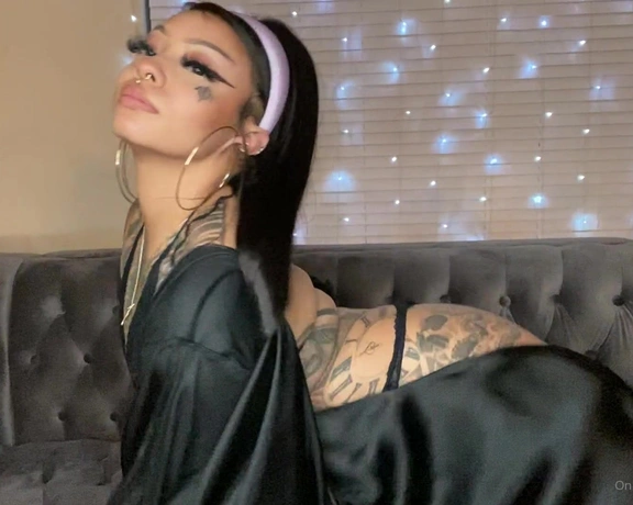 Omgyoash aka omgyoash - 04-14-2020 OnlyFans Video - Would you let me dance for you bby