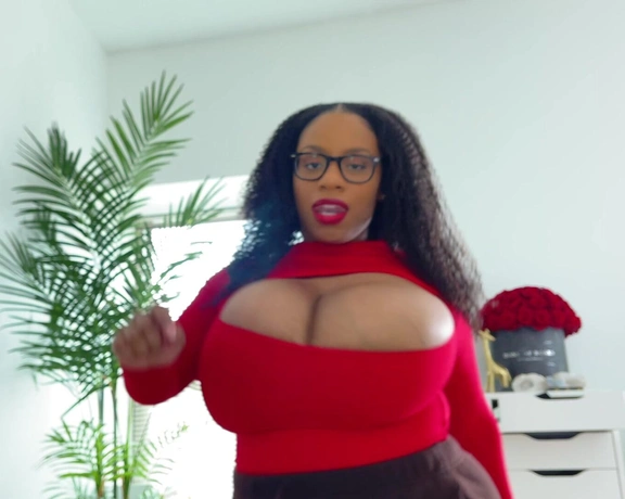 OnlyOneRhonda aka onlyonerhonda - 05-07-2021 OnlyFans Video - Joining in with DezVixen