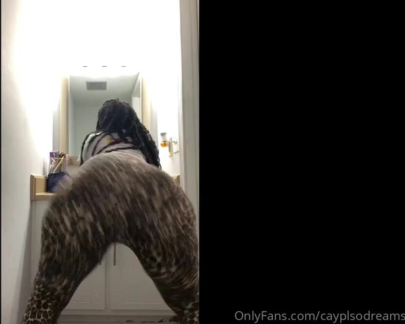 Calypso aka calypsodreams - 09-08-2020 OnlyFans Video - Twerking compilation