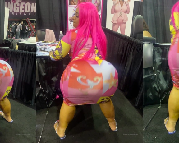 The Official Pinky XXX aka pinkyxxx - 05-01-2022 OnlyFans Video - Last Day Of EXXXOTICA Chicago  Cum Pull Up on Me today to Get To See