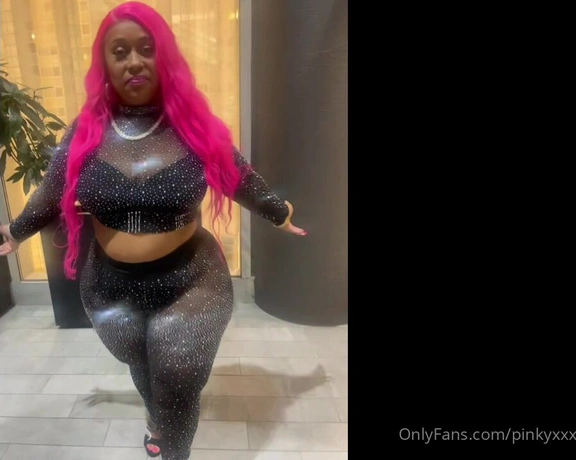 The Official Pinky XXX aka pinkyxxx - 10-26-2022 OnlyFans Video - Booty glistening too hard  No way I could trash this vid  sns WagonWednesday