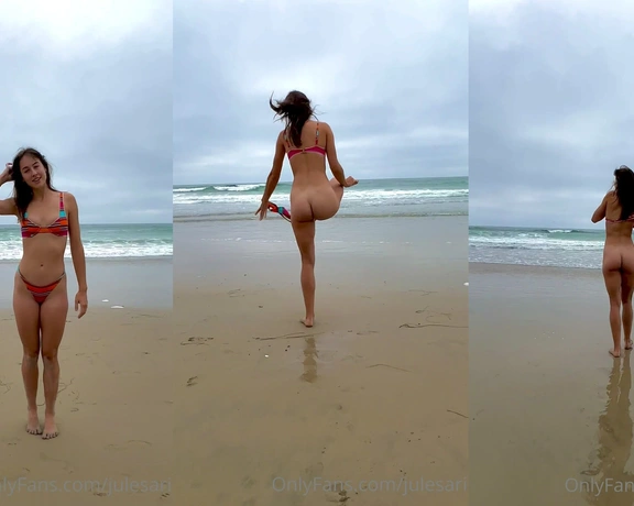 Jules Ari aka julesari - 07-19-2022 OnlyFans Video - Went to a nude beach and got naked around a bunch of strangers  it was