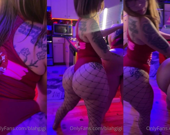 Gigi Torres aka blahgigi - 01-15-2022 OnlyFans Video - Me amp my sexxxxy bitch jpaid69_t1d6