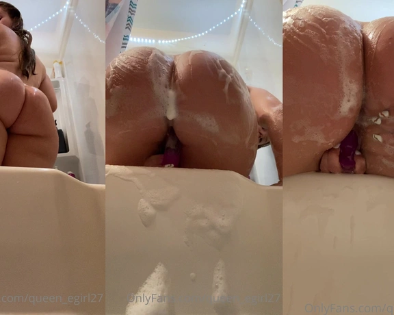 Queen_D aka queen_egirl27 - 08-19-2020 OnlyFans Video - Youve seen oily, now peep soapy