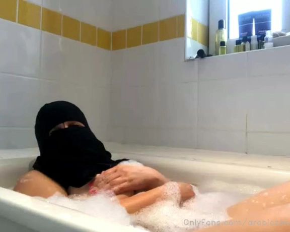 ArabicZena aka arabiczena - 10-11-2020 OnlyFans Video - Stream started at 10112020 0111 pm Bath Time xx