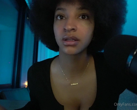 Foxybrown20 aka foxybrown20 - 02-27-2025 OnlyFans Video - lip smelling asmr_shoq