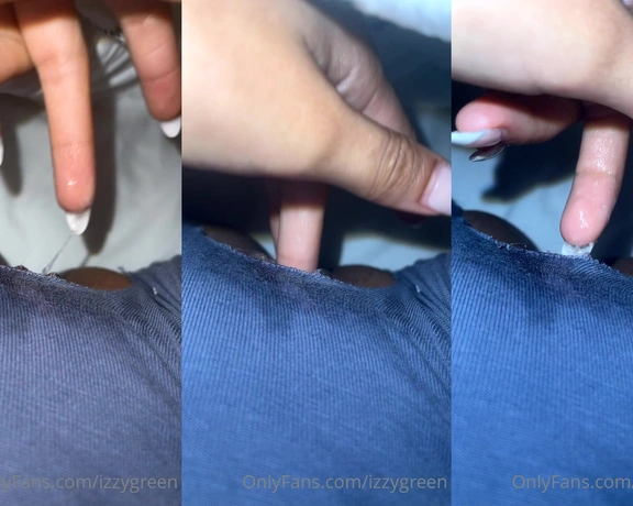 Izzy Green aka izzygreen - 08-17-2021 OnlyFans Video - i ripped a hole in my shorts  im not even mad tho hahah