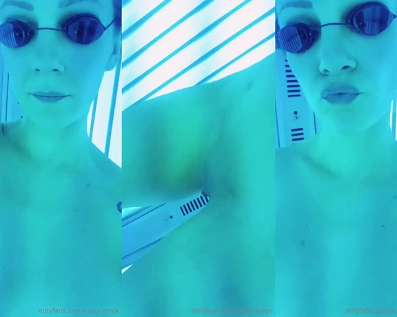 Ruby Onyx aka ruby_onyx - 04-12-2019 OnlyFans Video - Amusing myself in the sunbed