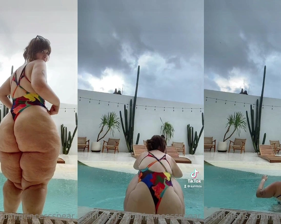 Princess Pear aka princessspear - 10-26-2022 OnlyFans Video - Come swimming with me