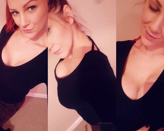 Ruby Onyx aka ruby_onyx - 12-11-2019 OnlyFans Video - Got an appointment this morning with my sexy accountant Think he will notice my cleavage