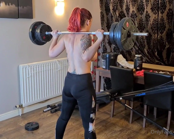 Ruby Onyx aka ruby_onyx - 06-06-2020 OnlyFans Video - Topless weight lifting