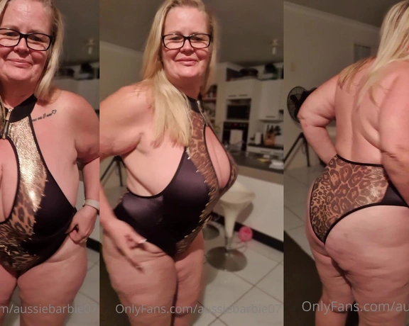 AussieBarbie07  VIP aka aussiebarbie07 - 07-27-2022 OnlyFans Video - Teasing in this leopard print bodysuit